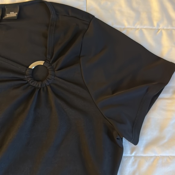 NWOT, New Directions, PXL, Black cute stylist top that’s goes with everything. - Picture 2 of 4